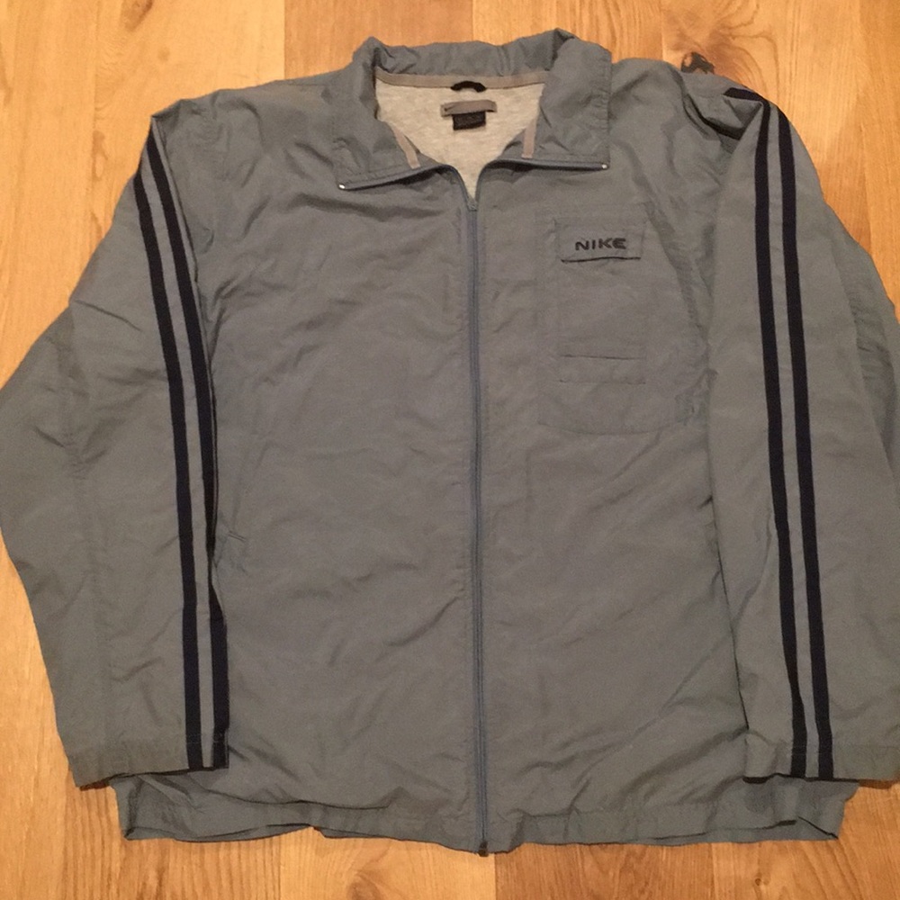Vintage NIKE windbreaker